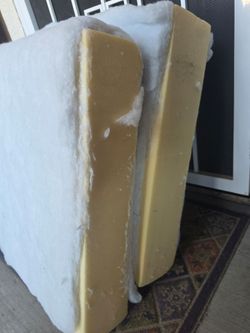 2 free sofa cushions