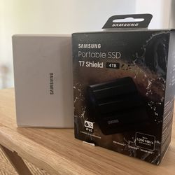 Samsung T7 Portable SSD 