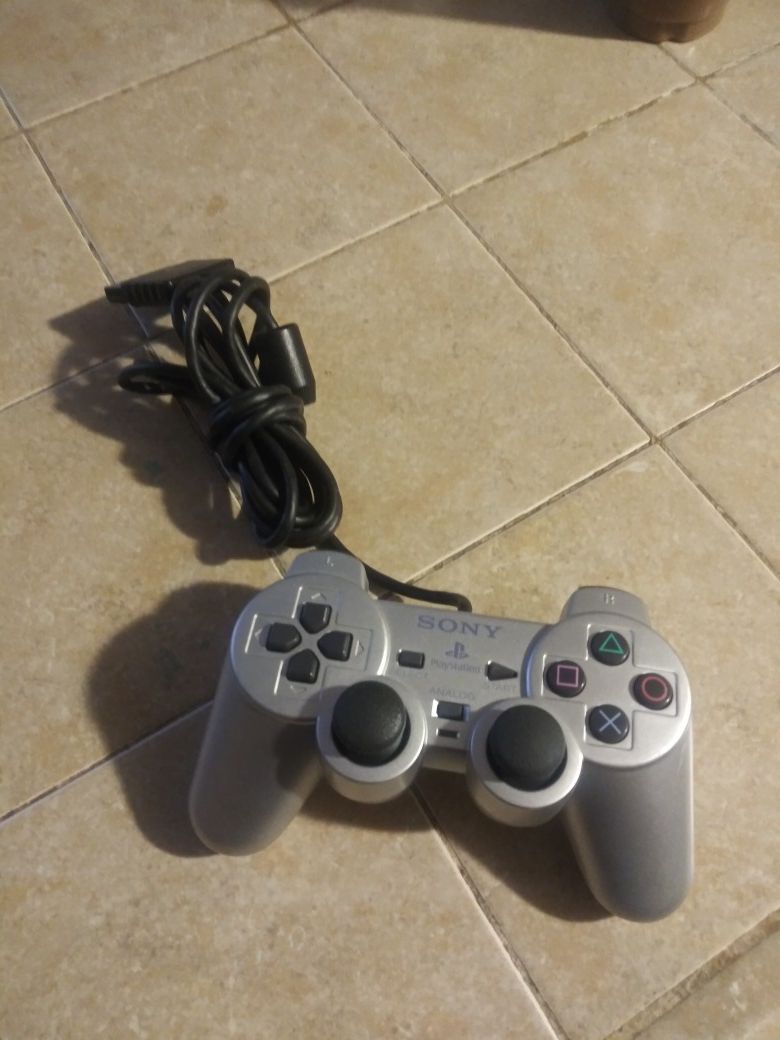 PlayStation 2 controller exellent condition