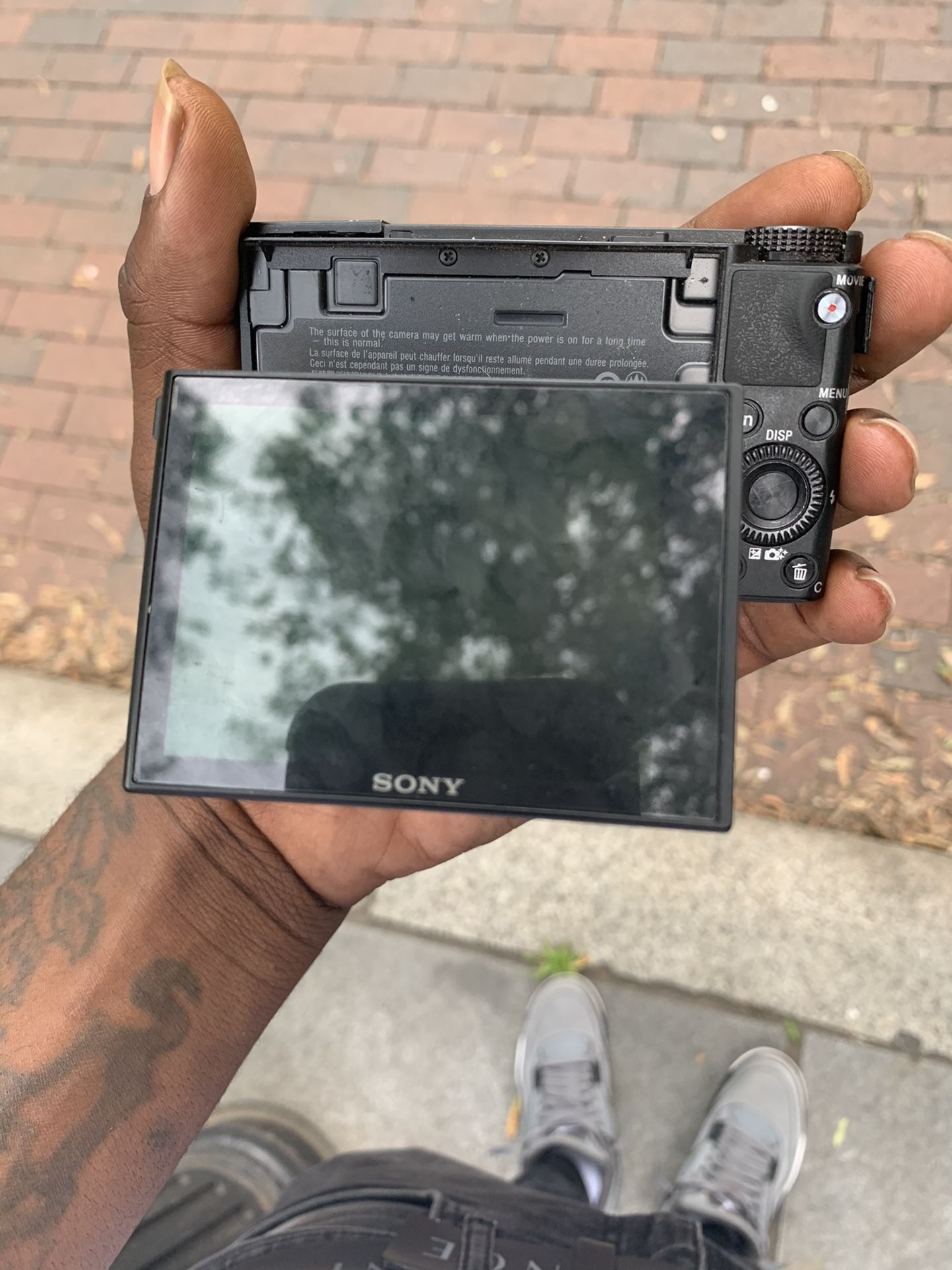 Sony - Cyber-shot DSC-RX100 V 20.1-Megapixel Digital Camera - Black