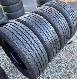 🎖️305 55 22 Goodyear tires Con 80% de Vida Las 4