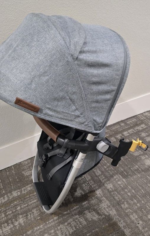 Uppababy VISTA v2 Stroller Rumbleseat V1 V3