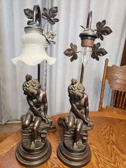 Heavy Bronze girls lamps beautiful miss 1 lamp shade. Great Condition OBO!