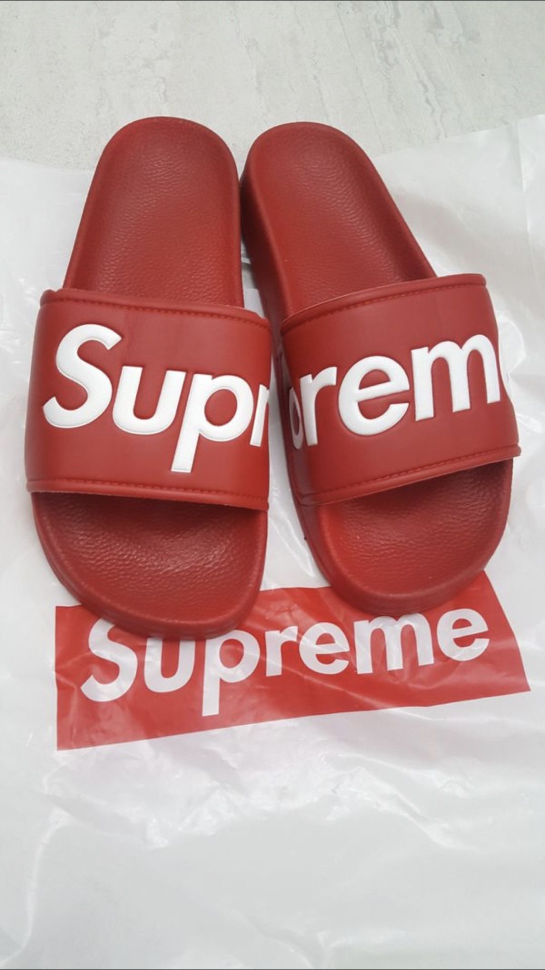 Supreme slides size 10 , 9.5 brand new for Sale in Queens, NY - OfferUp