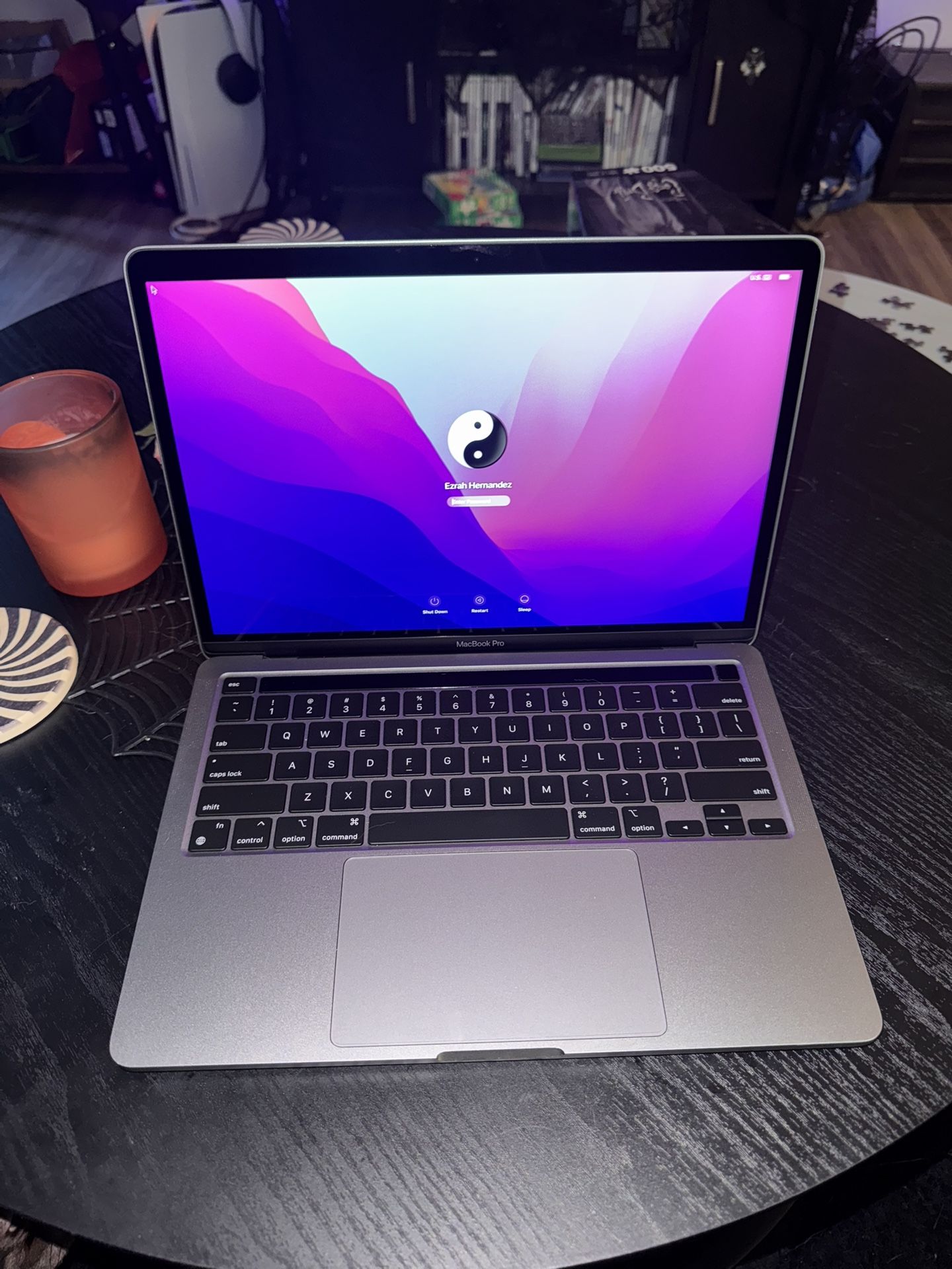 MacBook Pro 2022 13.3 256GB