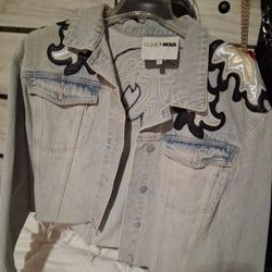 Fashion Nova DENIM JACKET