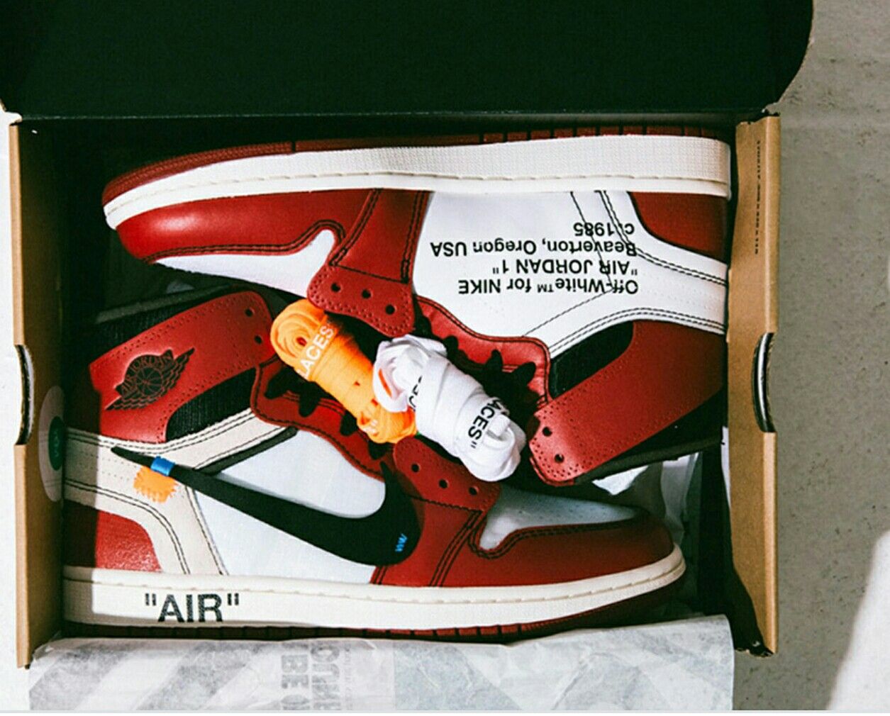 Authentic OFF-WHITE x Air Jordan 11