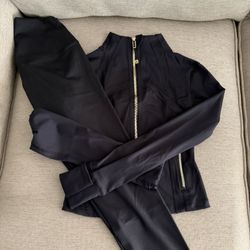 Black Lululemon set