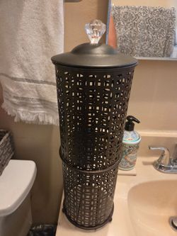Toilet paper Reserve holder