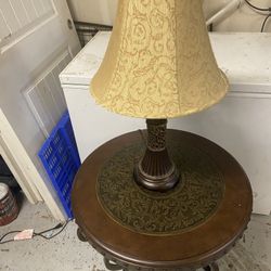 End Table With Lamp