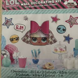 Girls LOL, frozen and so much more party decorations. Too much to post…$1 each