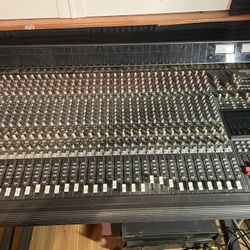Mixing Board  32x8