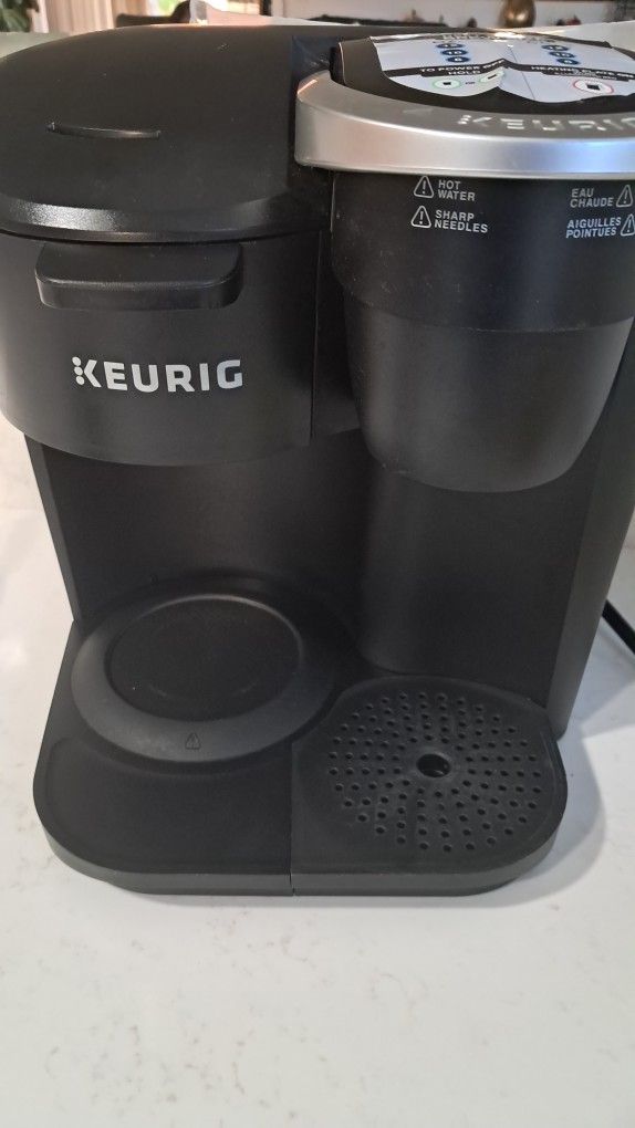Coffee Maker Keurig READ Description!