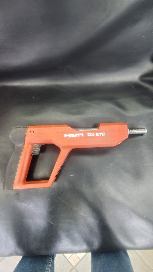 Hilti DX E72 Powder Actuated Nailer Nail Gun Tool W/ Case for Sale in