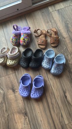 Toddler crocs