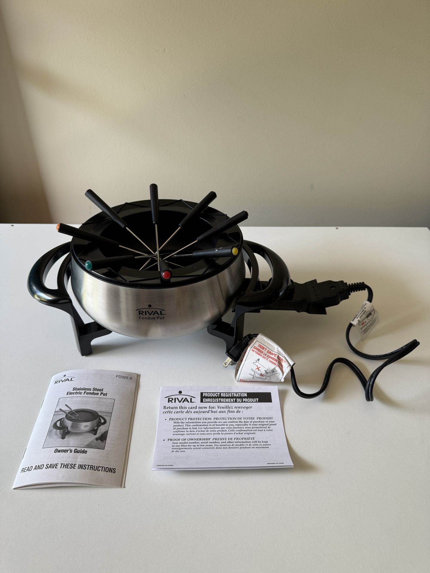 New 3-qt Rival brand stainless steel electric hot pot