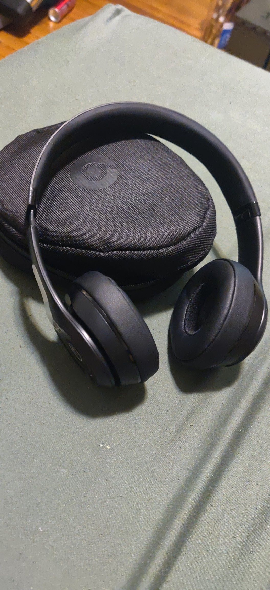 Beats solo 3 wireless