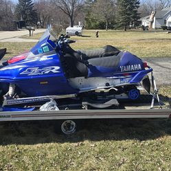 3 yamaha snowmobiles