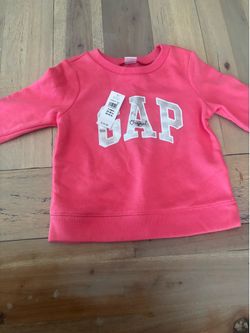 GAP 2T sweatshirt