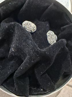 Kendra Scott  Stud Earrings