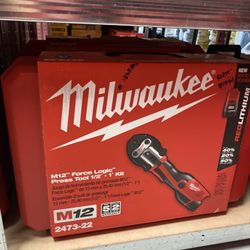 Milwaukee M12 12-Volt Lithium-Ion Force Logic Cordless Press Tool Kit (3 Jaws Included) with Two 1.5 Ah Battery and Hard Case