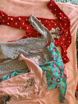 Baby girl clothes (9m, 6m and 3-6m)