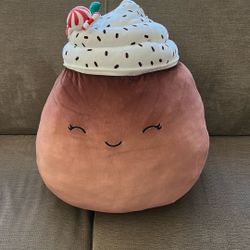 SQUISHMALLOWS.. — $3  / OBO