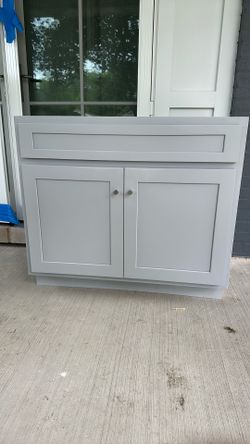 Bathroom vanity