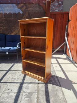 Free Book shelf