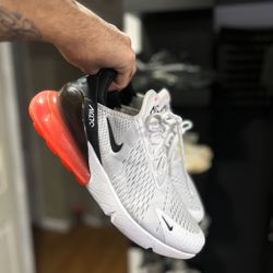 Nike Air Max 270