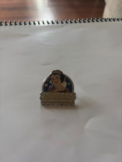 Disney pin