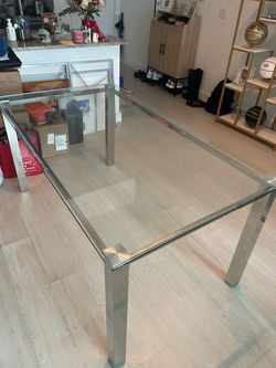 Rectangular clear glass dinning table