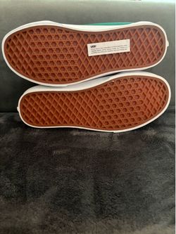 Vans Yacht Club size 6