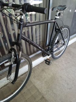 DIAMONDBACK Mountain bike