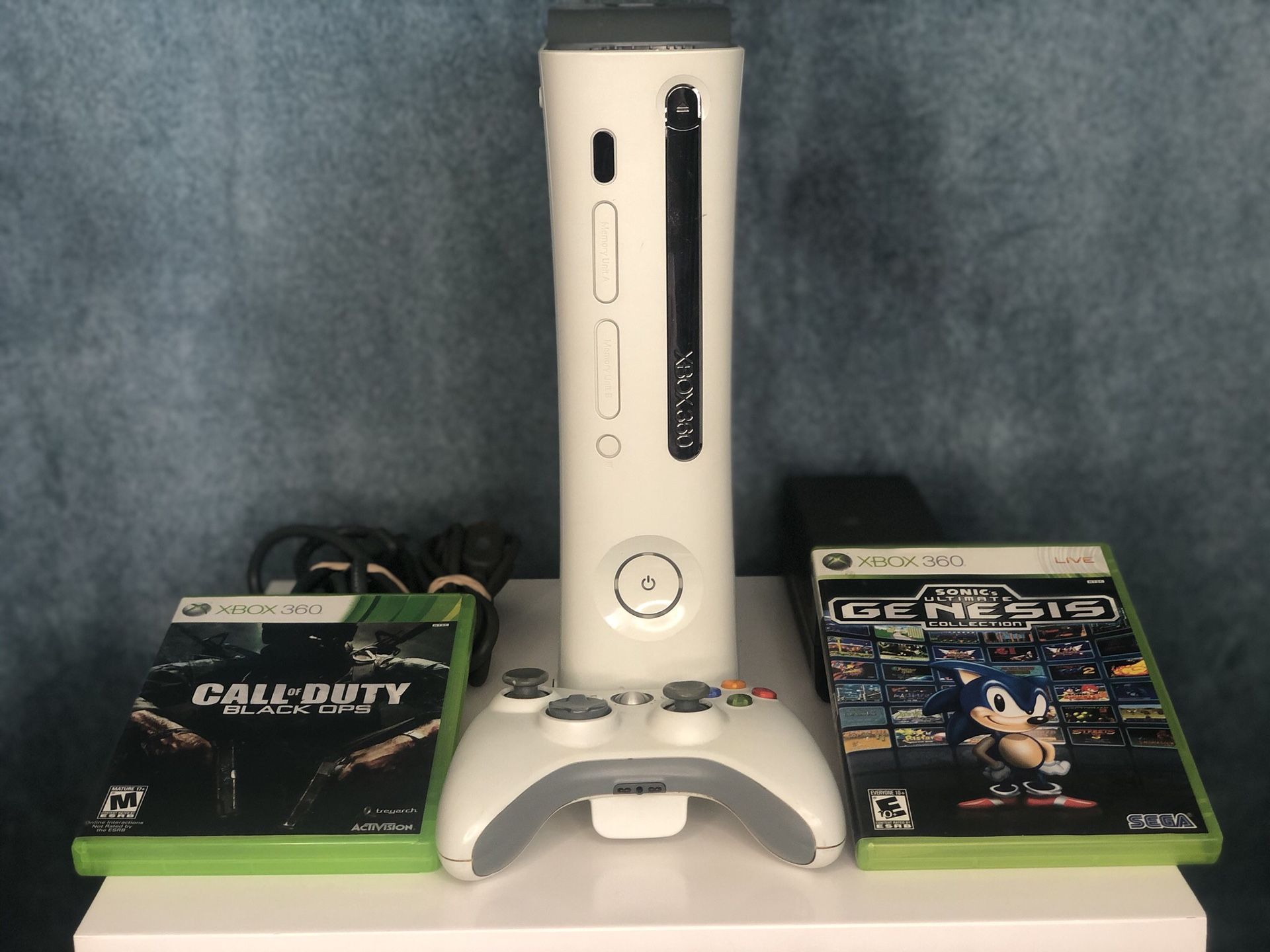 Xbox 360 20GB plus Call of Duty and Sega Genesis Games