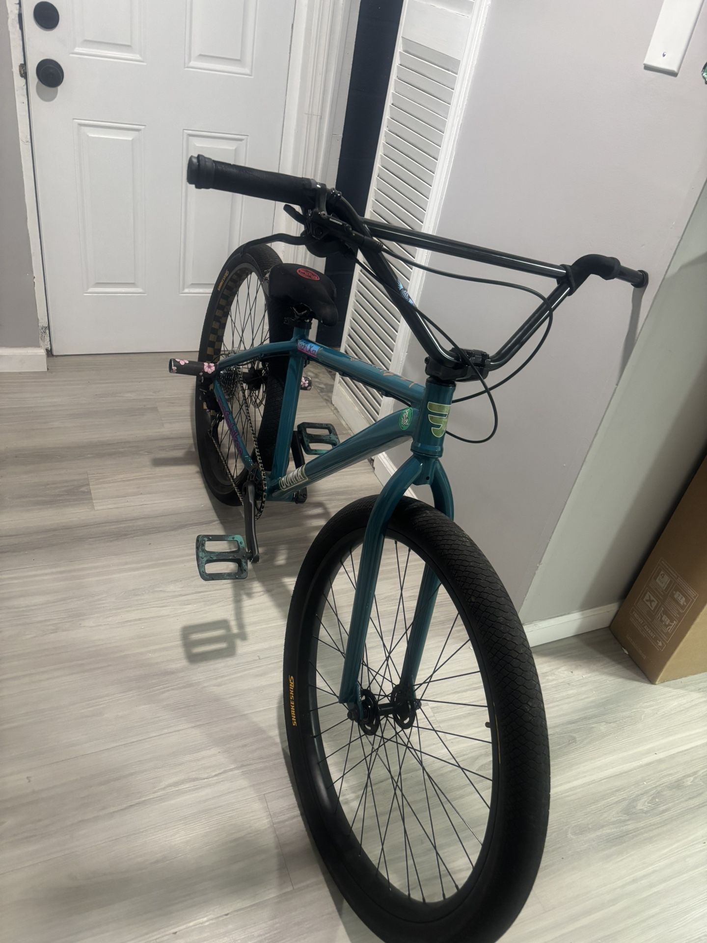 Mafia Bomma Traffic Teal