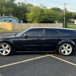 2005 Dodge Magnum
