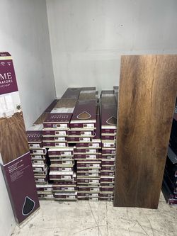 Home Decorators  Wayne Canyon Oak Waterproof Click Lock Luxury Vinyl Plank Flooring (23.8 sq/ft)