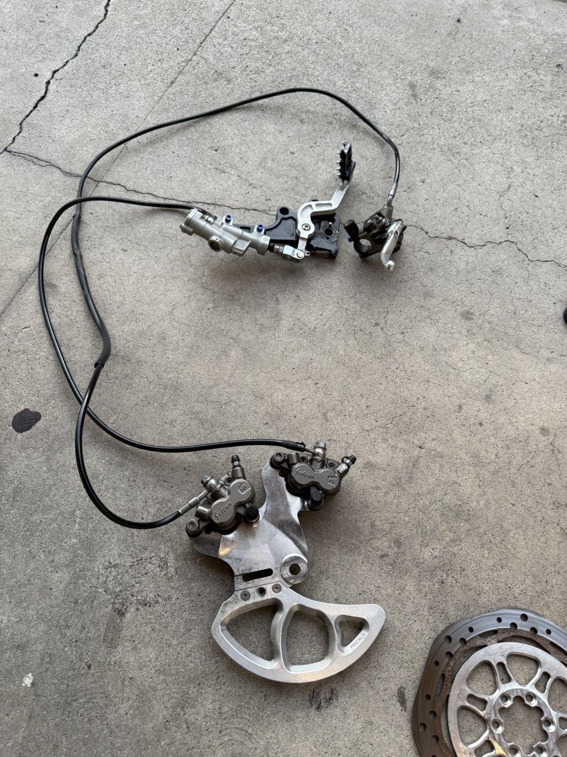 FULL PRICKLY ULTRA BEE BRAKE SETUP