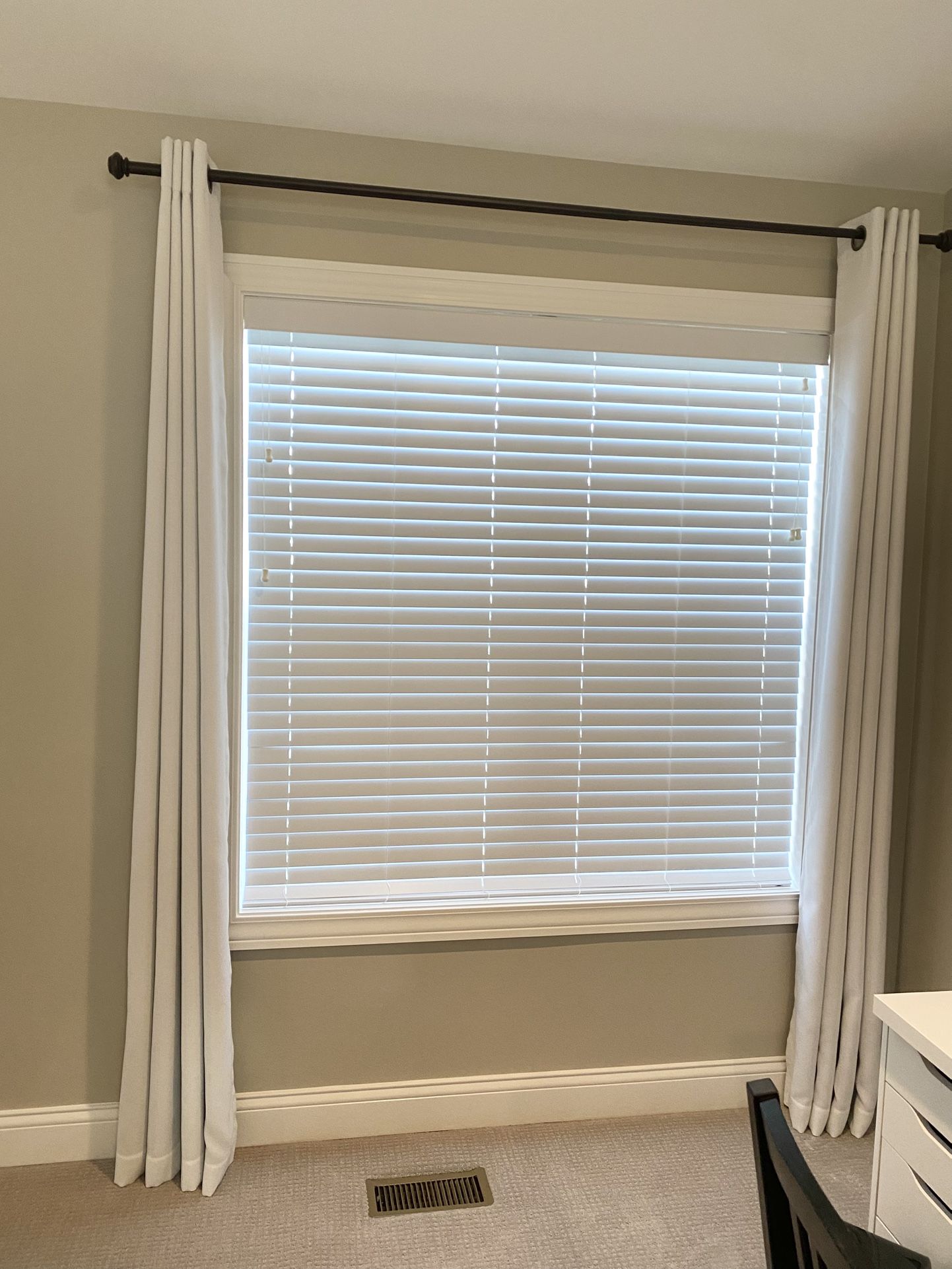 Set of 4 White Curtain Panels with Grommets