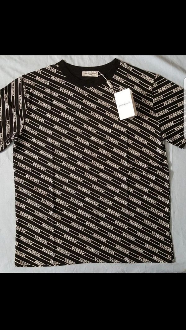 balenciaga t shirt for Sale in New York, NY - OfferUp