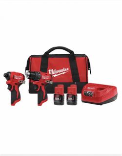 Milwaukee tools set