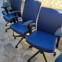 Heavy Duty Office And Computer Chairs Desk Chairs Used But Still In Good Condition 