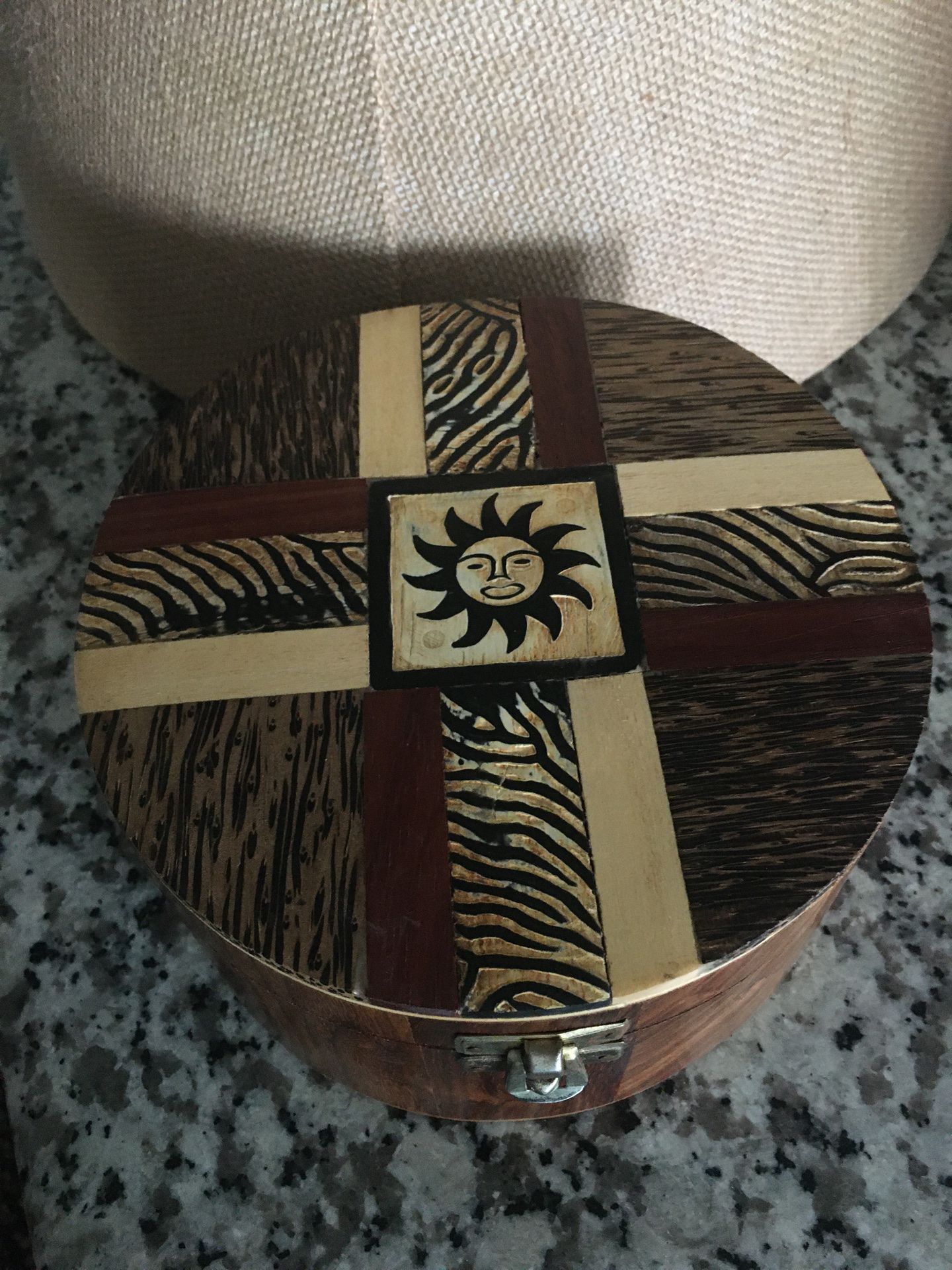 7”Wx3”H Round Wooden jewelry box