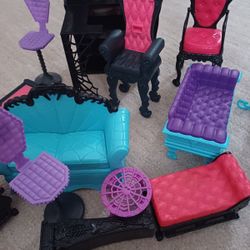 Monster High Furniture Lot 
