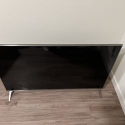 LG 4K HDR Smart LED UHD TV