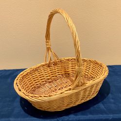 Vintage Wicker Willow Oval Basket with Fixed Handle