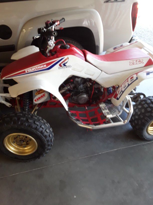 Photo 86 Honda 250r Very Rare! Great Condition Alot Of Aftermarket Parts!