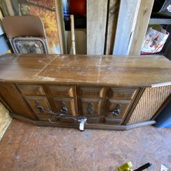 Vintage Entertainment Hutch w/ Built-in Speakers