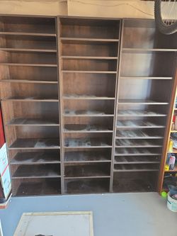 Free book shelves